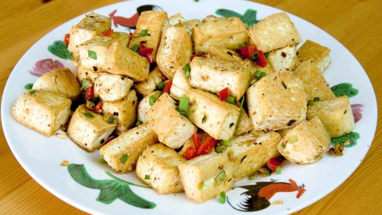 Salt and pepper tofu featured image s