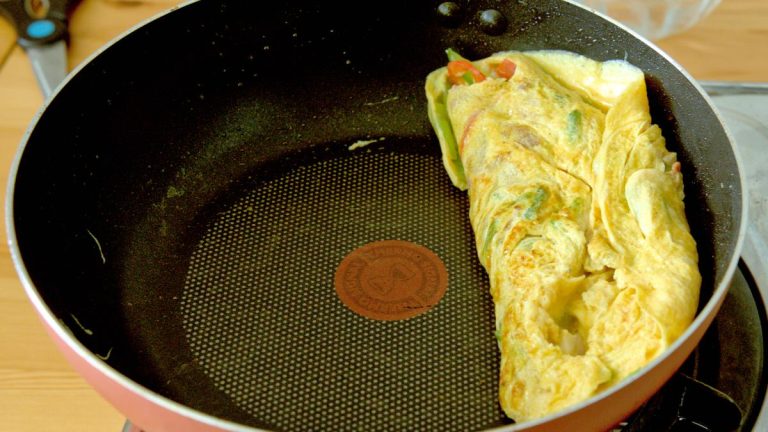 Asparagus omelet featured image