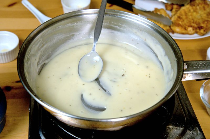 the mixture forms a smooth sauce.