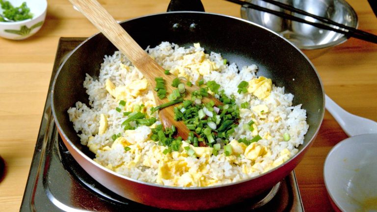 Easy Egg Fried Rice – A Simple Technique for the Best Results