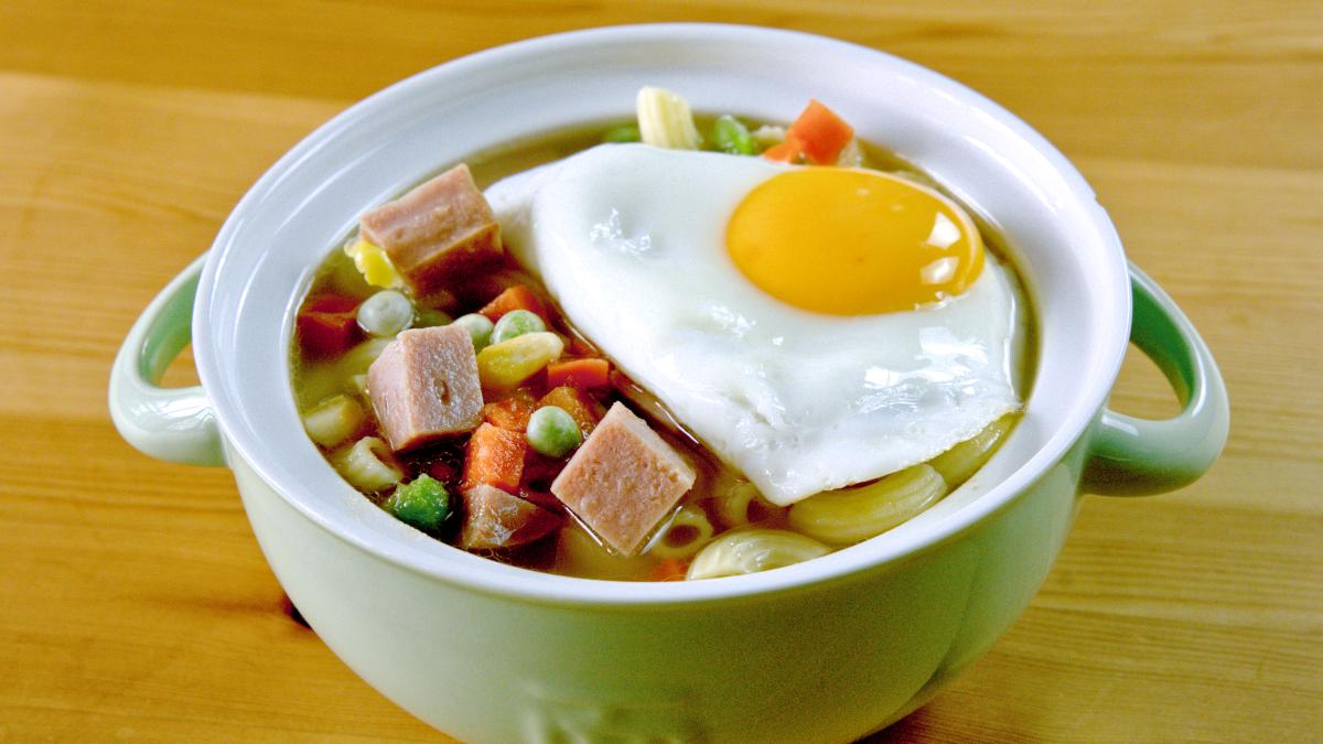 Hong Kong Macaroni Soup image (20) featured image