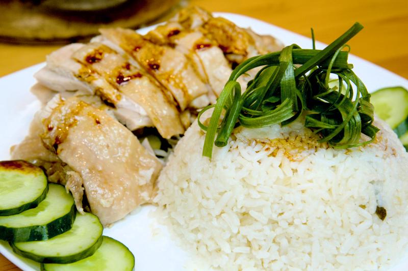 The Best One-Pot Hainanese Chicken Rice: Authentic Taste, Minimal Effort